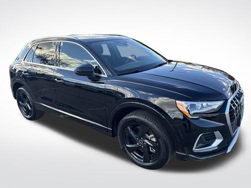 2022 Audi Q3 40 Premium