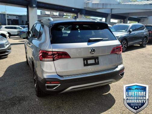 2023 Volkswagen Taos 1.5T SEL