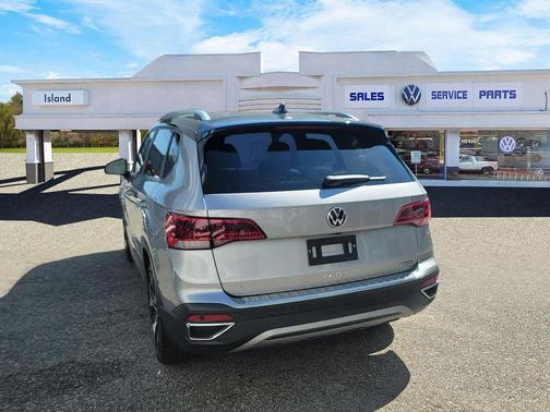 2023 Volkswagen Taos 1.5T SEL