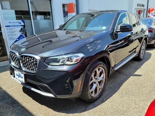 2022 BMW X4 xDrive30i