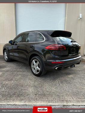 Jet Black Metallic 2016 Porsche Cayenne Cayenne
