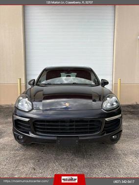 Jet Black Metallic 2016 Porsche Cayenne Cayenne