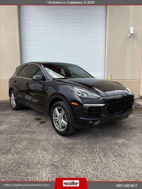 Jet Black Metallic 2016 Porsche Cayenne Cayenne