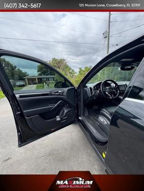 Jet Black Metallic 2016 Porsche Cayenne Cayenne