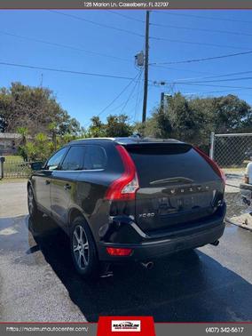 2012 Volvo XC60 T6 R-Design