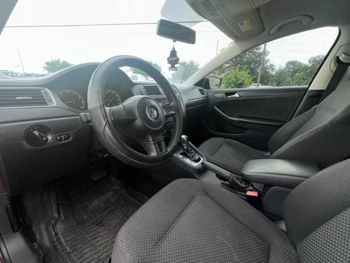 2014 Volkswagen Jetta Auto S