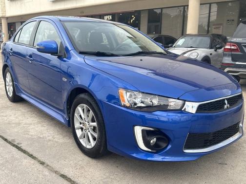 2016 Mitsubishi Lancer ES