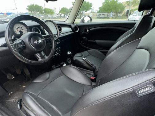 2013 MINI Hardtop Cooper