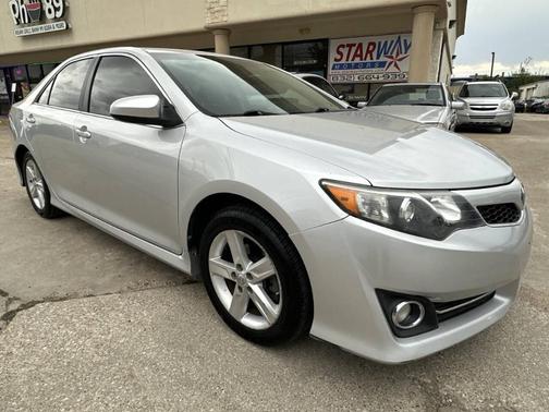 2014 Toyota Camry SE