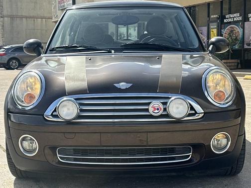 2010 MINI Cooper Base (M6)