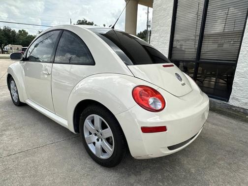 2007 Volkswagen New Beetle 2.5