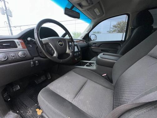 2011 Chevrolet Avalanche 1500 LS
