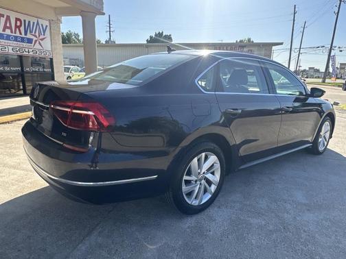 2018 Volkswagen Passat 2.0T SE