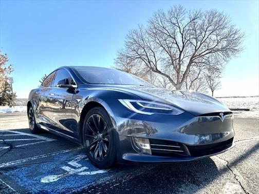 2018 Tesla Model S 75D