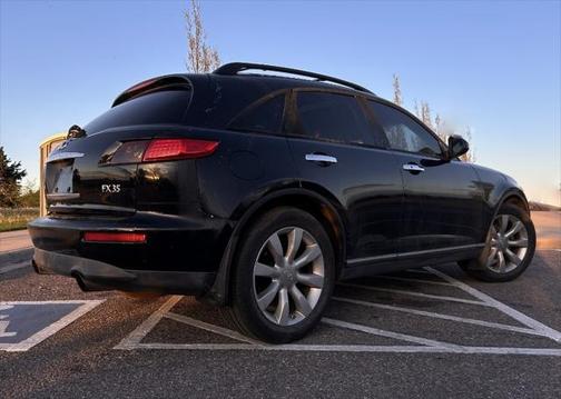 2003 INFINITI FX35 Base