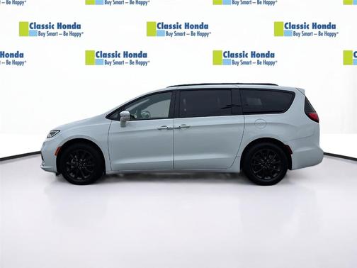 2021 Chrysler Pacifica Touring