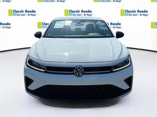 Pure White 2025 Volkswagen Jetta 1.5T Sport