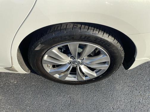 2012 INFINITI M37 Base