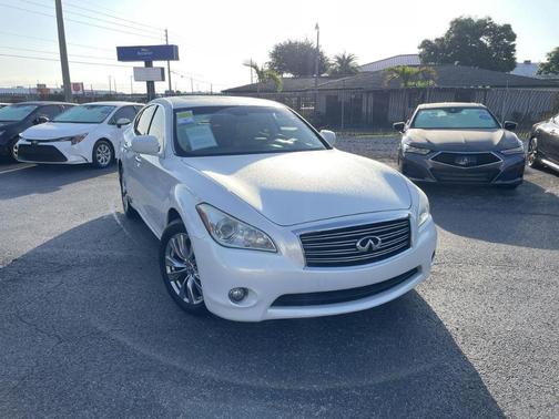 2012 INFINITI M37 Base