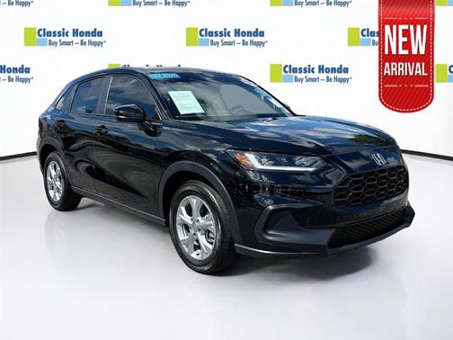 Crystal Black Pearl 2025 Honda HR-V LX