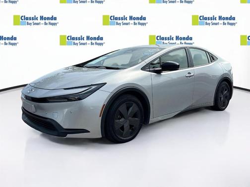 2024 Toyota Prius LE