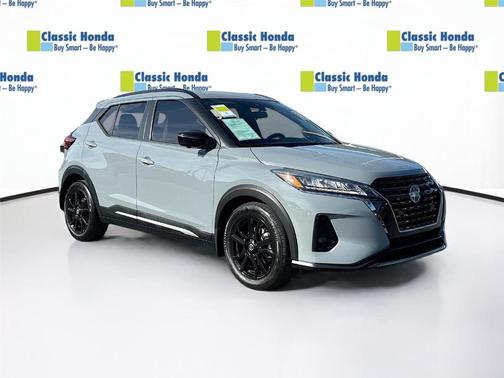 2021 Nissan Kicks SR