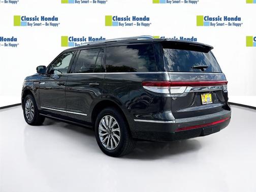 2023 Lincoln Navigator Standard