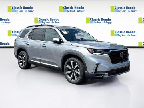 2025 Honda Pilot Touring