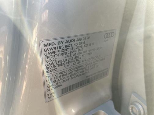 2021 Audi Q8 55 Premium Plus