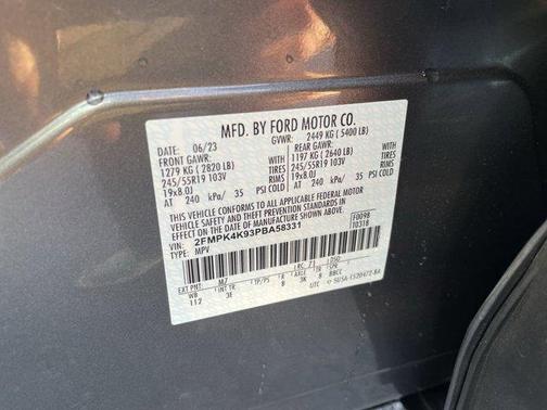 2023 Ford Edge Titanium