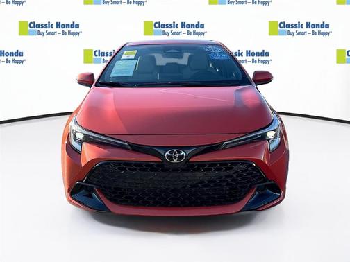 2024 Toyota Corolla Hatchback SE