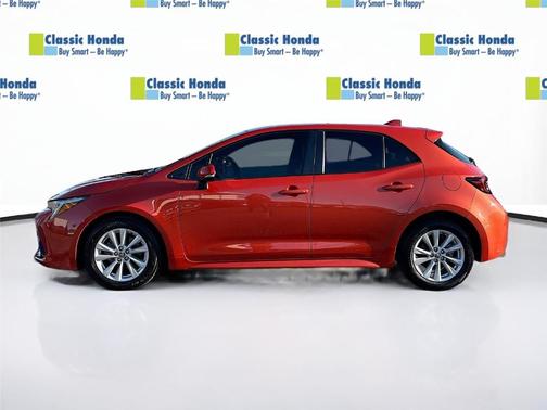 2024 Toyota Corolla Hatchback SE