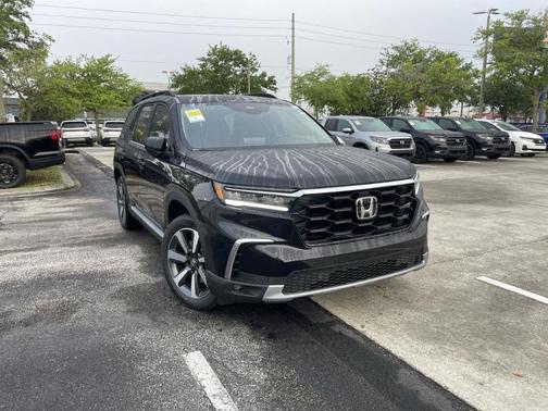2025 Honda Pilot Sport