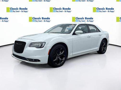 2023 Chrysler 300 S