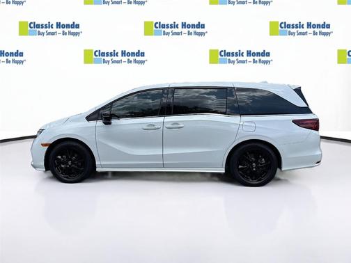 Platinum White Pearl 2024 Honda Odyssey Sport