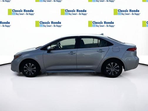 2022 Toyota Corolla Hybrid LE