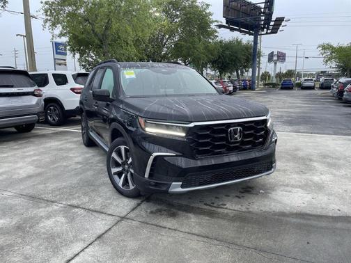 2025 Honda Pilot Sport