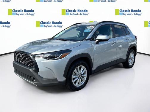 2024 Toyota Corolla Cross LE