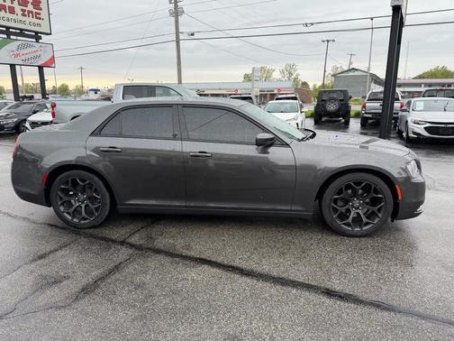 Granite Crystal Metallic Clearcoat 2019 Chrysler 300 S