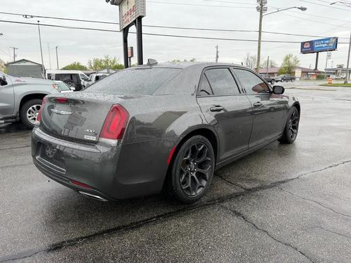 Granite Crystal Metallic Clearcoat 2019 Chrysler 300 S