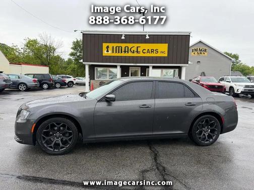 Granite Crystal Metallic Clearcoat 2019 Chrysler 300 S