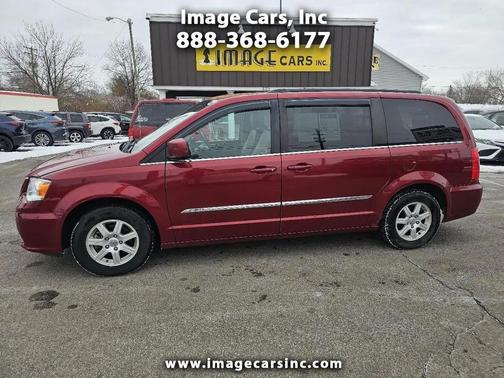 2012 Chrysler Town & Country Touring