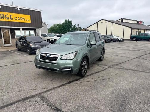 Jasmine Green Metallic 2017 Subaru Forester 2.5i Premium