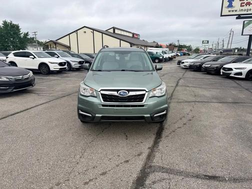 Jasmine Green Metallic 2017 Subaru Forester 2.5i Premium