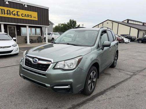 Jasmine Green Metallic 2017 Subaru Forester 2.5i Premium