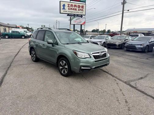 Jasmine Green Metallic 2017 Subaru Forester 2.5i Premium