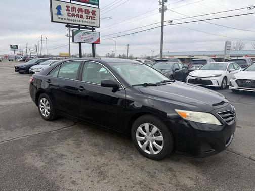 2010 Toyota Camry LE