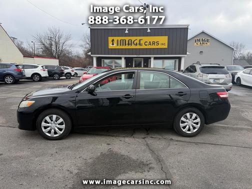 2010 Toyota Camry LE