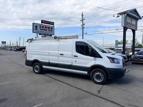 Oxford White 2018 Ford Transit-250 Base