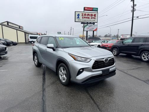 2020 Toyota Highlander LE